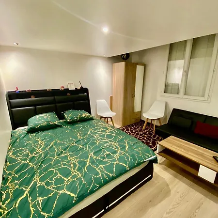 A 10 Minutes De La Tour Eiffel Apartment